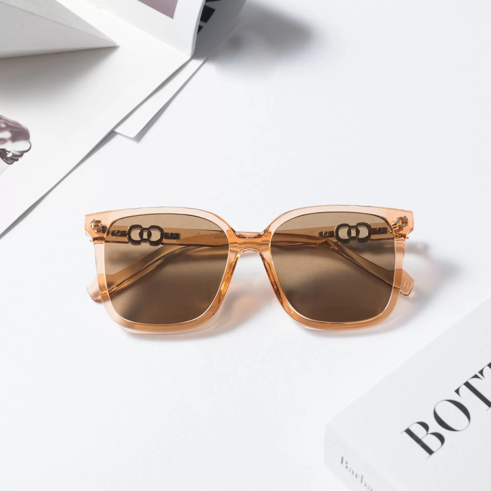 KÍNH RÂM PHÂN CỰC V005